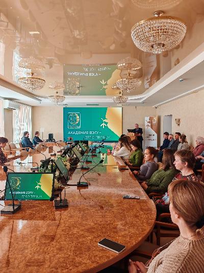 ��������������� ���������� � �����������.